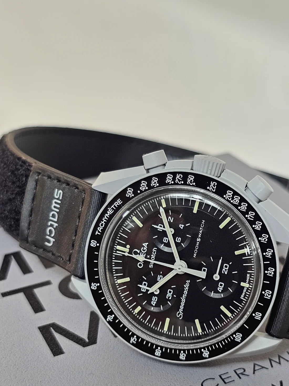 MoonSwatch | Mission to the Moon